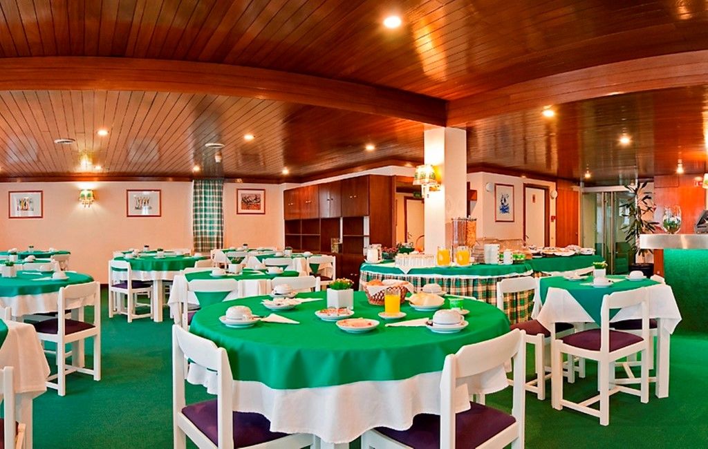 Hotel Apartamento Solverde Espinho  Restaurang bild